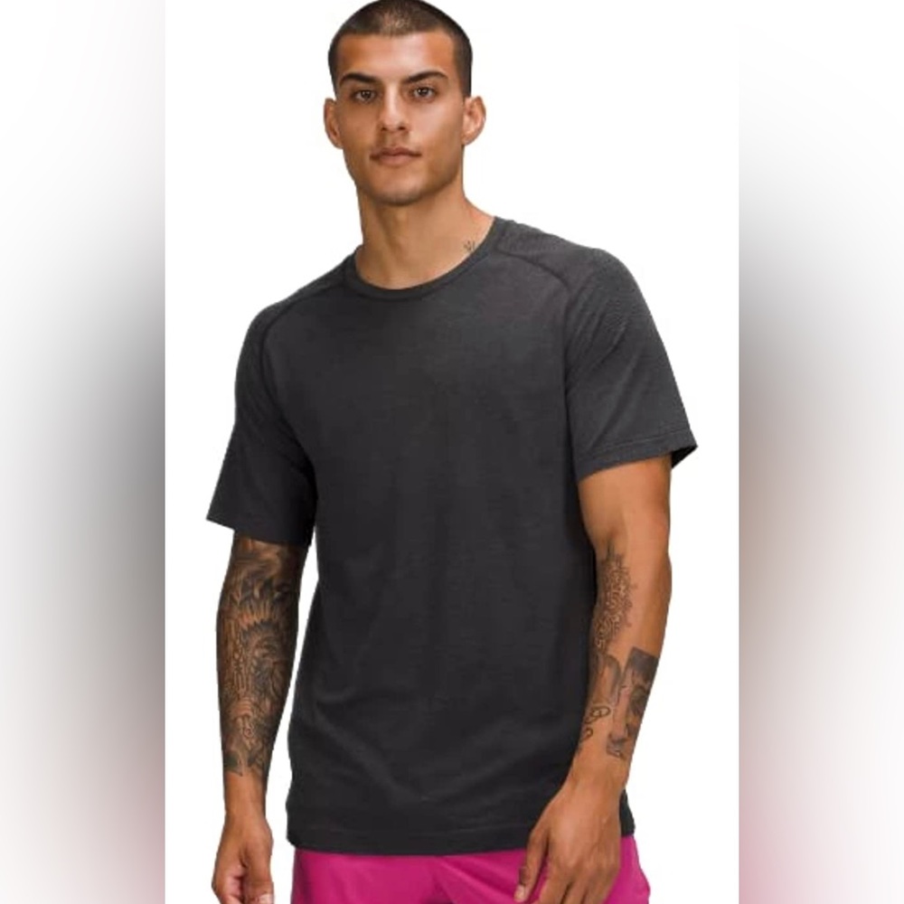 Lululemon Metal Vent Tech Shirt - Large